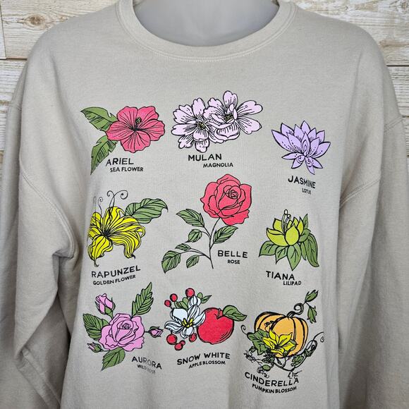 Disney Princess Royal Flora Sweatshirt Size Medium Graphic Chart Flowers Ariel - Picture 1 of 7